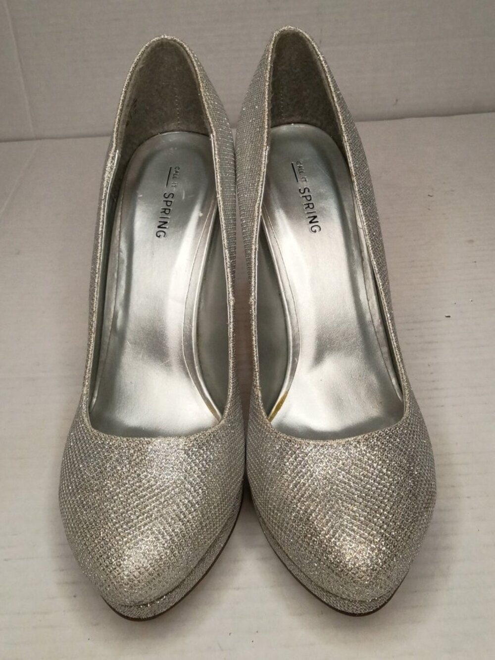 Call It Spring Silver Glitter Platform Pumps Women’s Size 9